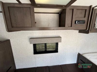 2021 Dutchmen RV Coleman — photo 22 view