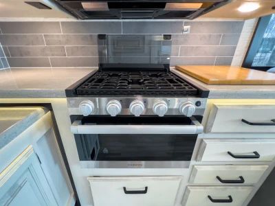 2023 Jayco PRECEPT — photo 10 view