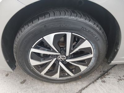 2024 Volkswagen Jetta - Photo 10