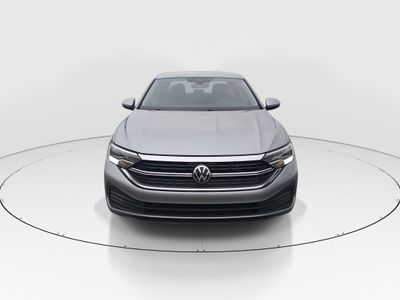 2024 Volkswagen Jetta - Photo 2