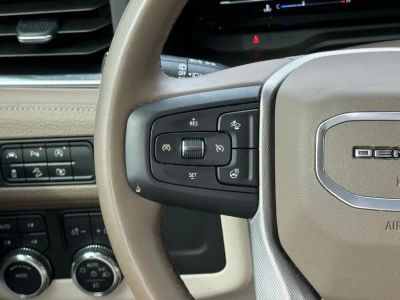 2024 GMC Yukon XL - Photo 28