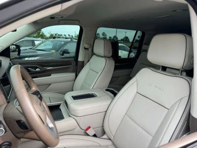 2024 GMC Yukon XL - Photo 8