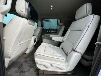 2024 GMC Yukon XL - Photo 38