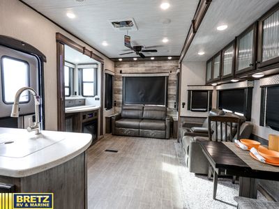 2019 Heartland Bighorn Traveler - Photo 7