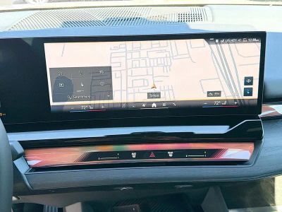 2026 BMW i5 — photo 30 view