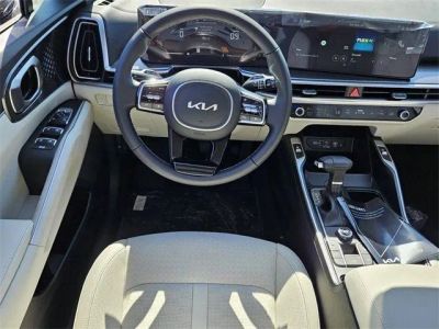 2025 Kia Sorento — engine compartment view
