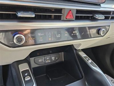 2025 Kia Sorento — photo 19 view
