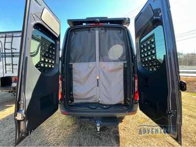 2026 Winnebago Revel - Photo 8