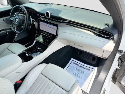 2023 Maserati Grecale — photo 13 view