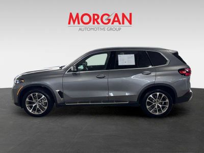 2024 BMW X5 — detail view