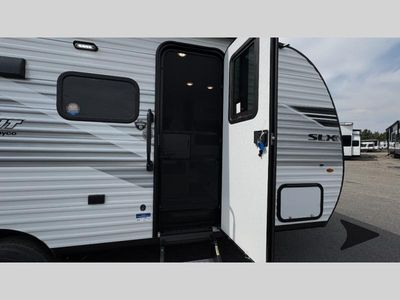 2026 Jayco Jay Flight SLX - Photo 9