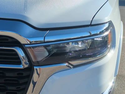 2026 Ram 1500 — photo 10 view