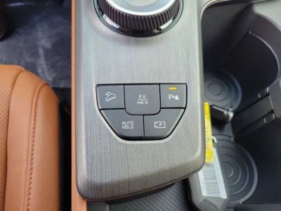 2026 Kia Sportage Plug-In Hybrid — photo 21 view
