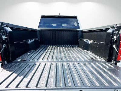 2024 Toyota Tacoma — photo 12 view