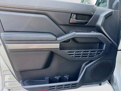 2024 Toyota Tacoma — photo 20 view