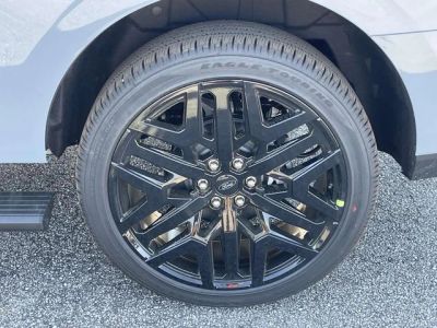 2026 Ford Expedition - Photo 8