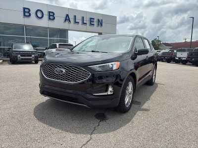 2023 Ford Edge SEL in Agate Black — front three-quarter view