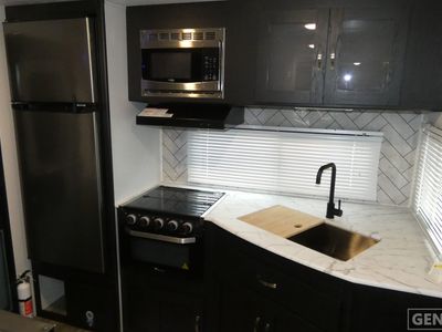 2023 Coachmen Freedom Express Ultra Lite - Photo 7