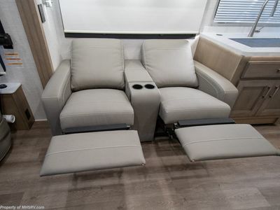 2026 Thor Motor Coach Riviera - Photo 13
