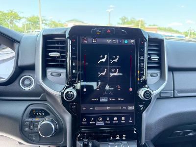 2026 Ram 1500 — photo 17 view