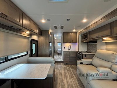 2025 Gulf Stream Conquest Class C - Photo 4