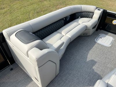 2026 Barletta Lusso L25UA - Photo 25