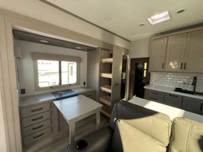 2025 Grand Design Momentum M-Class - Photo 6