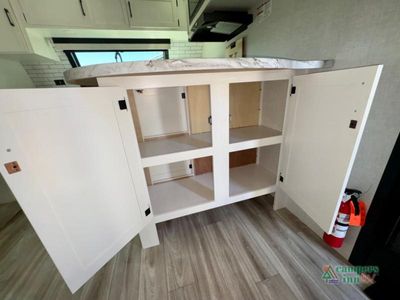 2026 Venture RV Stratus - Photo 10
