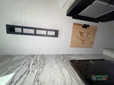 2026 Venture RV Stratus - Photo 15