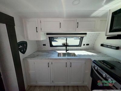 2026 Venture RV Stratus - Photo 19
