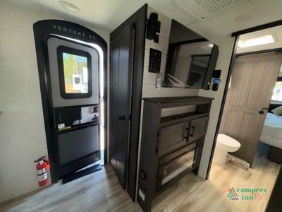 2026 Venture RV Stratus - Photo 29