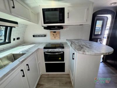 2026 Venture RV Stratus - Photo 11