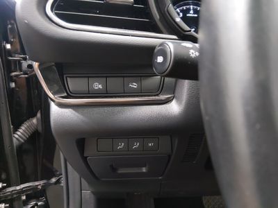 2025 Mazda CX-30 - Photo 13