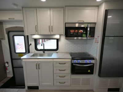 2027 Entegra ODYSSEY — photo 9 view
