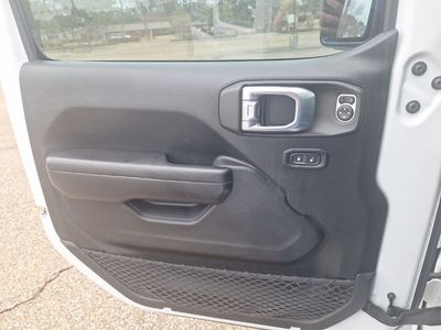 2020 Jeep Wrangler - Photo 45
