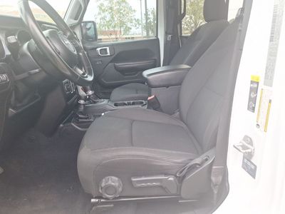 2020 Jeep Wrangler - Photo 35