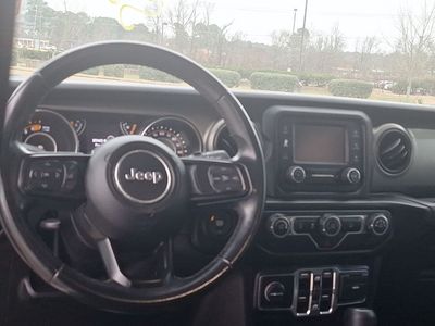 2020 Jeep Wrangler - Photo 4