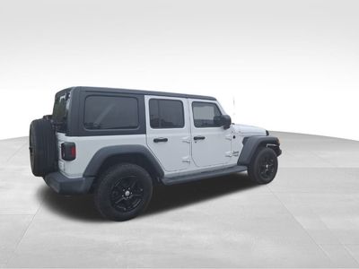 2020 Jeep Wrangler - Photo 19