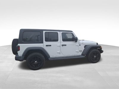 2020 Jeep Wrangler - Photo 18