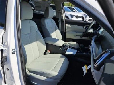 2025 Kia Sorento — photo 12 view