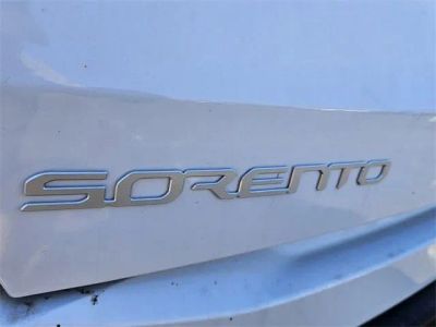 2025 Kia Sorento — photo 9 view