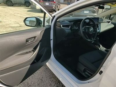 2025 Toyota Corolla - Photo 10