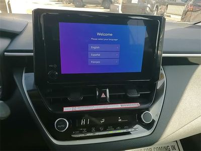 2025 Toyota Corolla - Photo 18