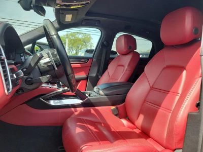 2020 Porsche Cayenne Coupe — photo 18 view
