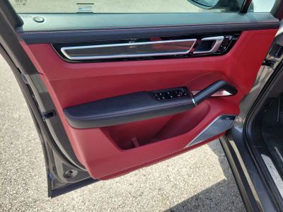 2020 Porsche Cayenne Coupe — photo 20 view