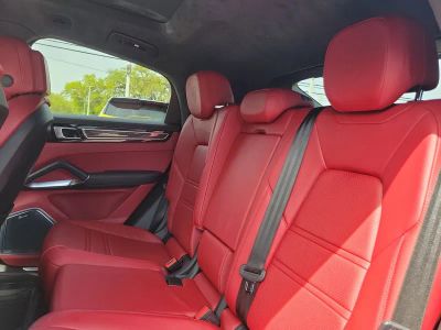 2020 Porsche Cayenne Coupe — photo 13 view