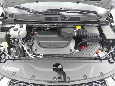 2024 Chrysler Pacifica — photo 9 view