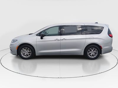 2024 Chrysler Pacifica — interior view