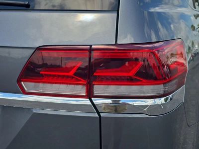 2021 Volkswagen Atlas — photo 8 view