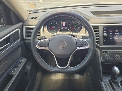 2021 Volkswagen Atlas — photo 10 view